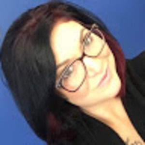 Meet your Posher, Kelli